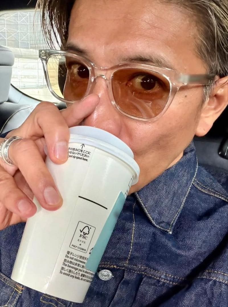 お*じ様 OWNDAYS サングラス 木村拓哉 プライベート着用 調光 キムタク