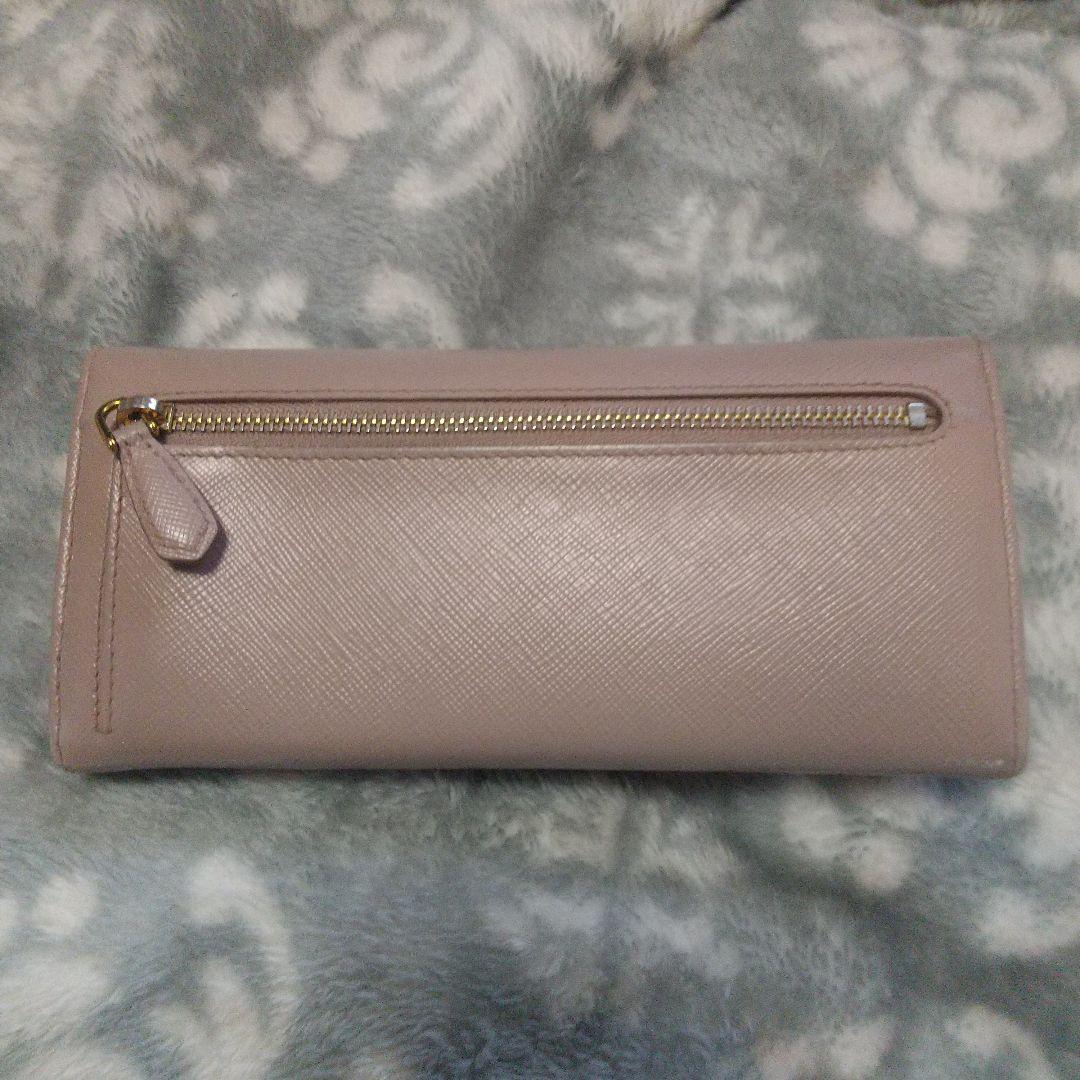 PRADA サフィアーノ リボン付き長財布 - メルカリ
