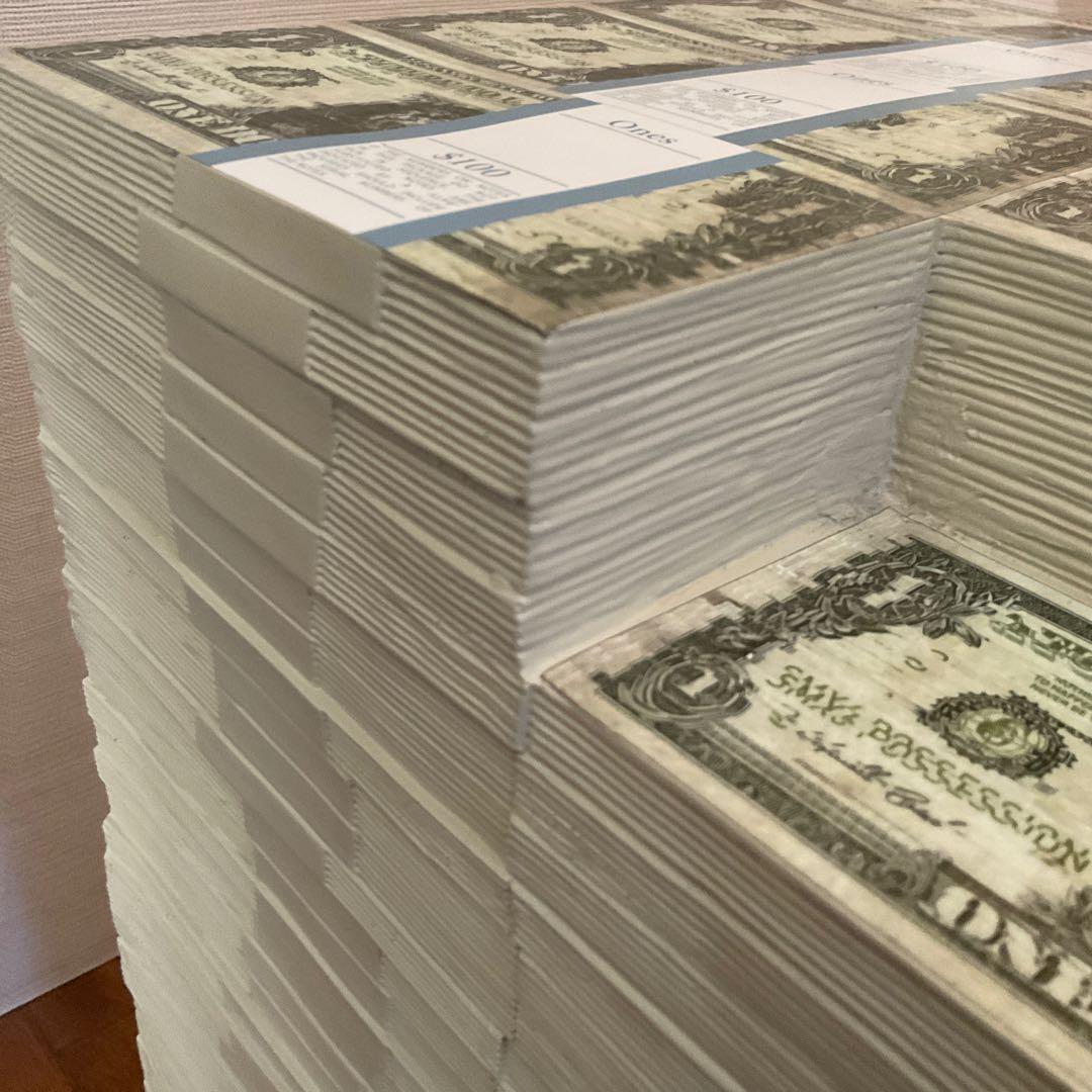 SAINT Mxxxxxx 300万ドル 札束スツール セントマイケル 河村康輔