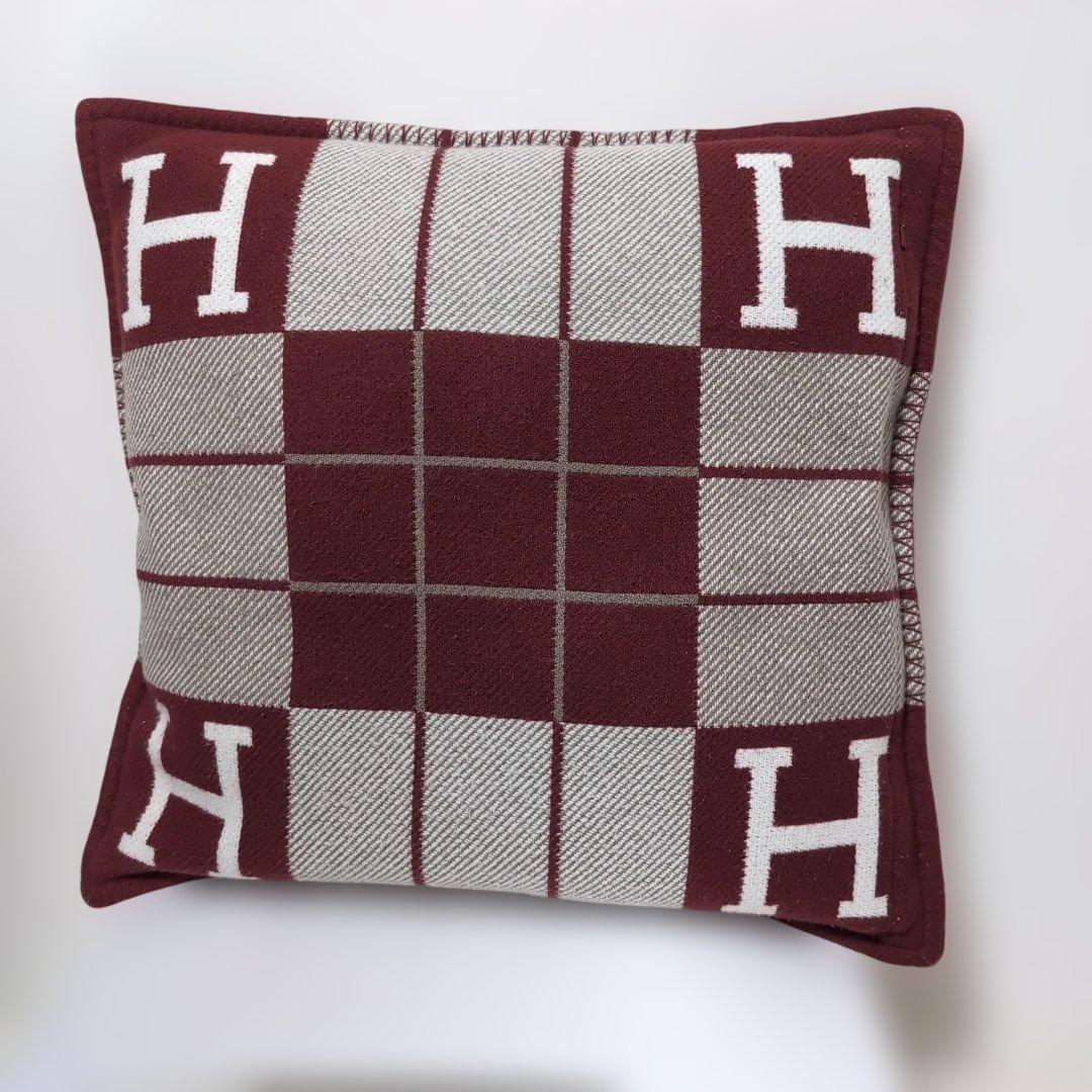 エルメス HERMES AVALON III アヴァロン　袋あり 楽天市場】エルメス ブランケット アヴァロンIII ア・シュヴァル