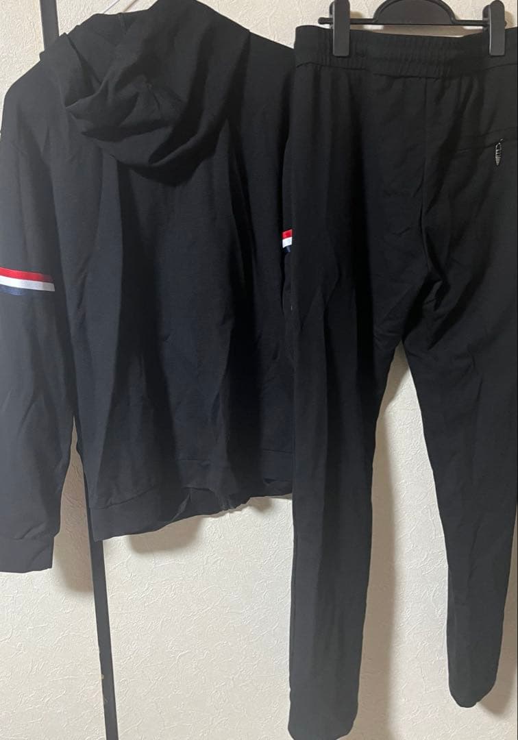 あんしん鑑定利用】MONCLER ブラックジャージセット