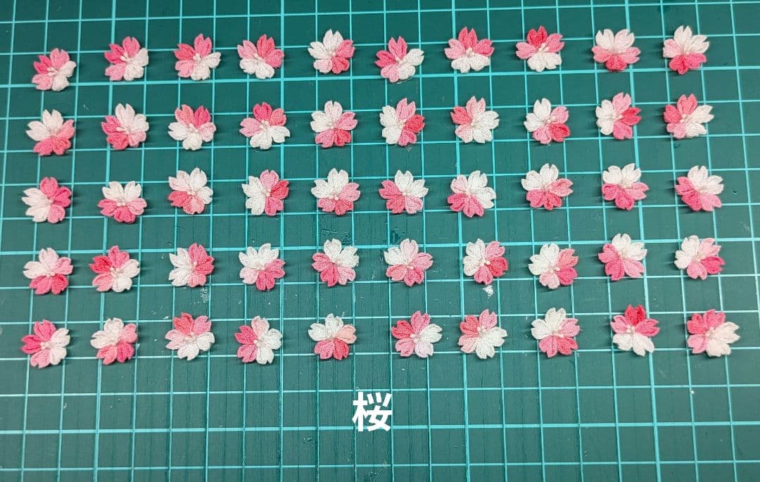 まゆゆん商品