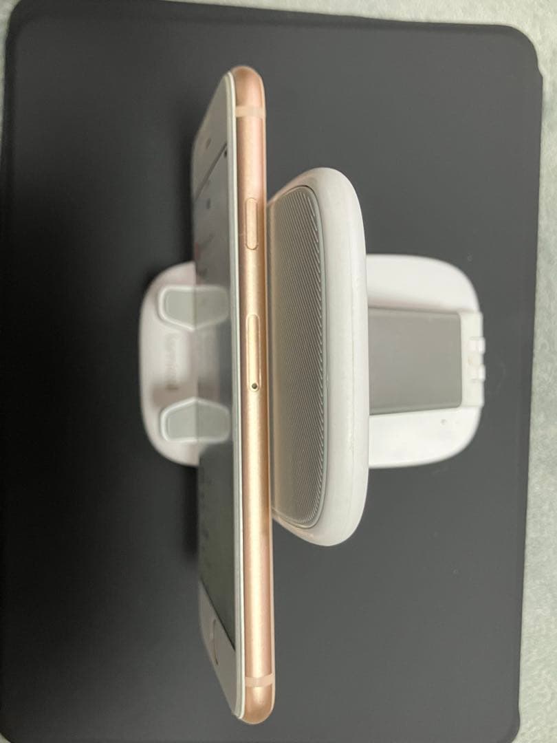 Apple iPhone 8 64GB sim フリーApple iPhone 8 64GB ゴールド 本体
