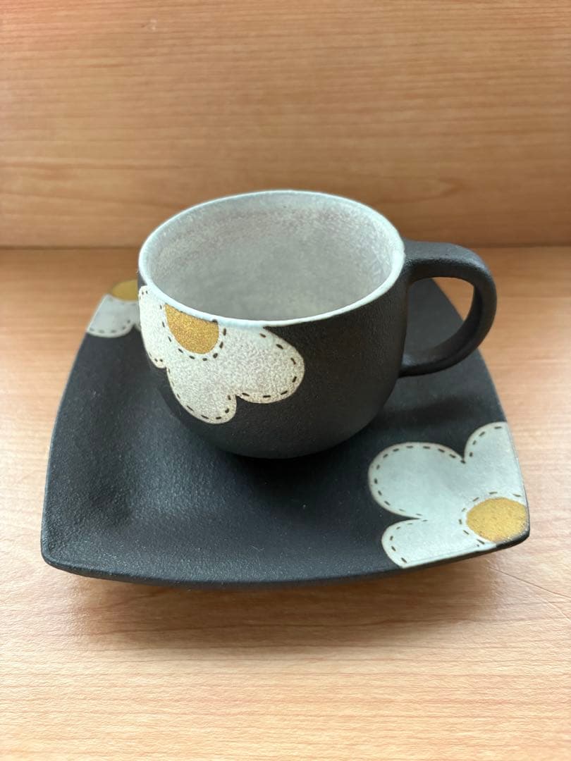 三ッ持啓 金井啓 カップとプレート フラワー 皿 - メルカリ