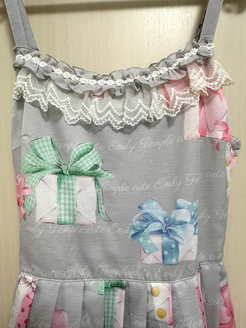 プレゼントbox柄 emily temple cute グレー