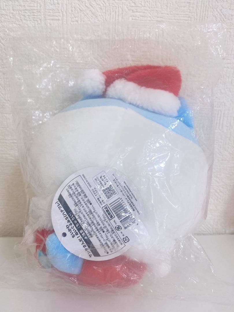 《新品未使用》ちいかわ サンタさんだ！ぬいぐるみS(ハチワレ)