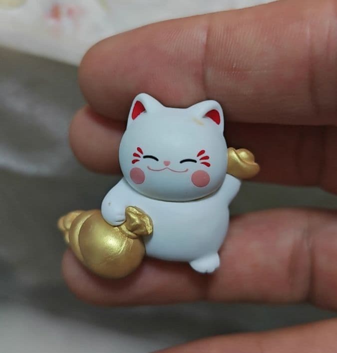 招き猫 フィギュア 白金 約5cm 招き猫 フィギュア 白金 約5cm フィギュア専門店 -ソダチトイズ / 予約