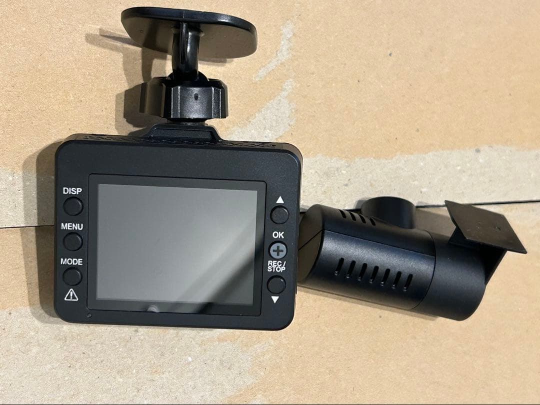 新品同様 前後2カメラ ユピテル ドライブ レコーダー RA-DT 600 前後2