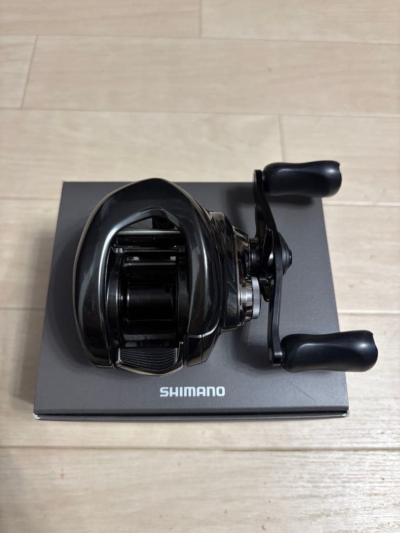 シマノ 23 アンタレスDC MD XG 右ハンドル 美品 送料込み シマノ（SHIMANO） 23 アンタレスDC MD XG RIGHT 右ハンドル (2023年