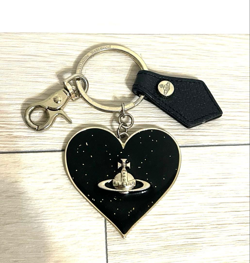 Vivienne Westwood ハート キーリング オーブ ブラック - メルカリ