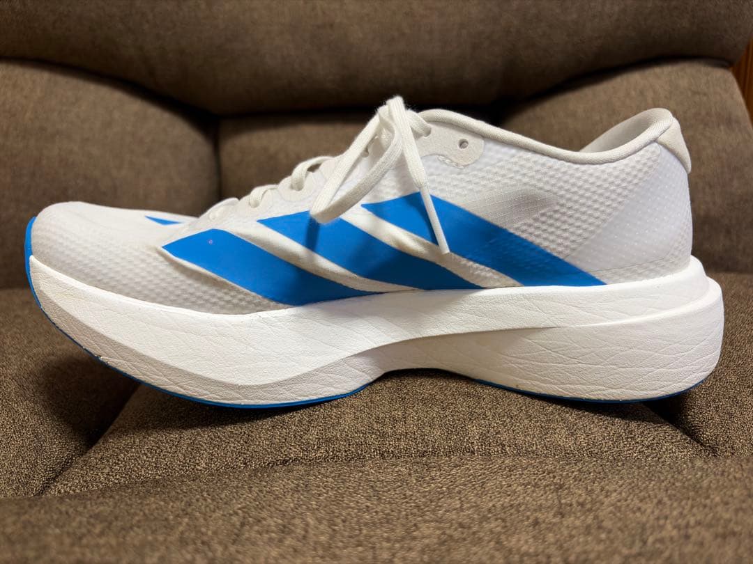 アディゼロ EVO SL WOVEN メンズ　26.0cm