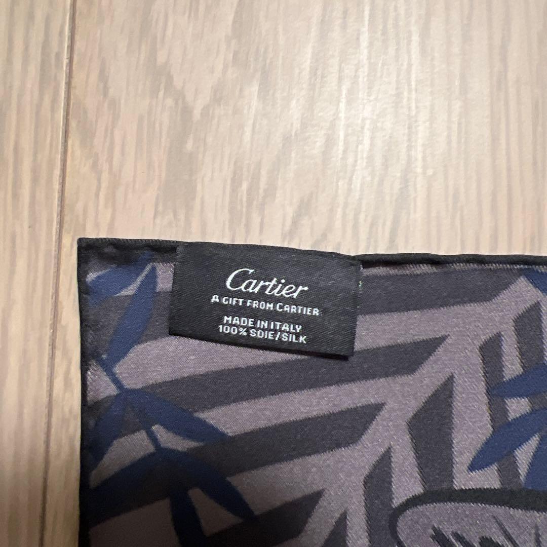 toyo様 Cartier パンテール 100% シルクスカーフ - メルカリ