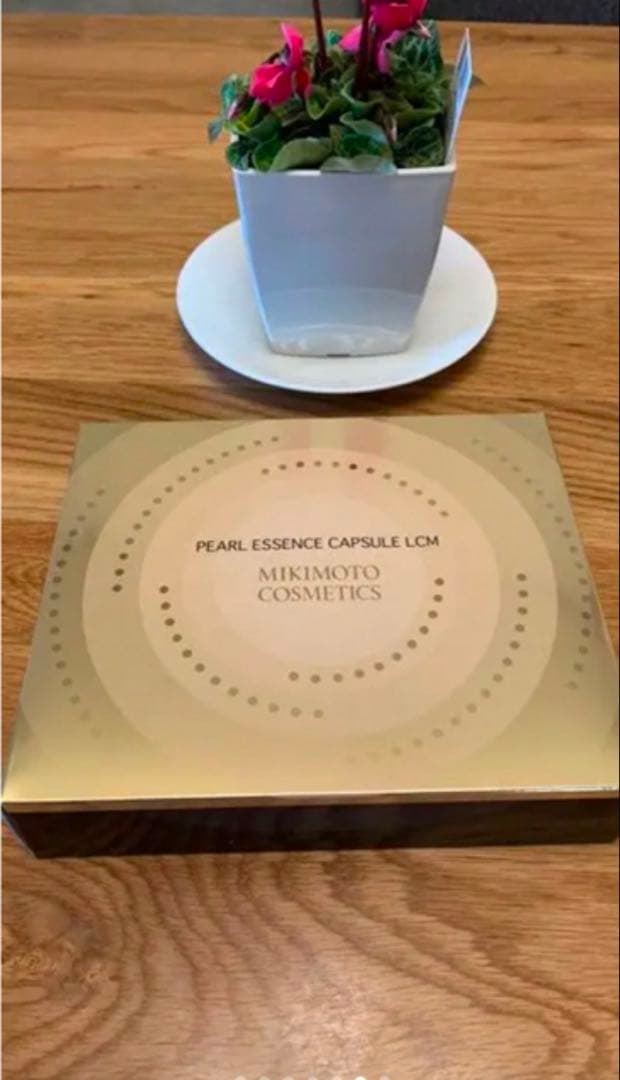 Mikimoto Pearl Essence Capsule LCM - メルカリ