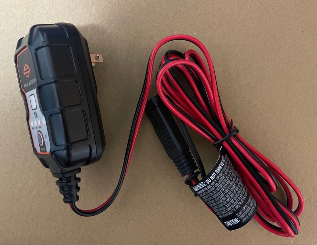 ハーレー純正】1 AMP バッテリーチャージャー 充電器 - メルカリ