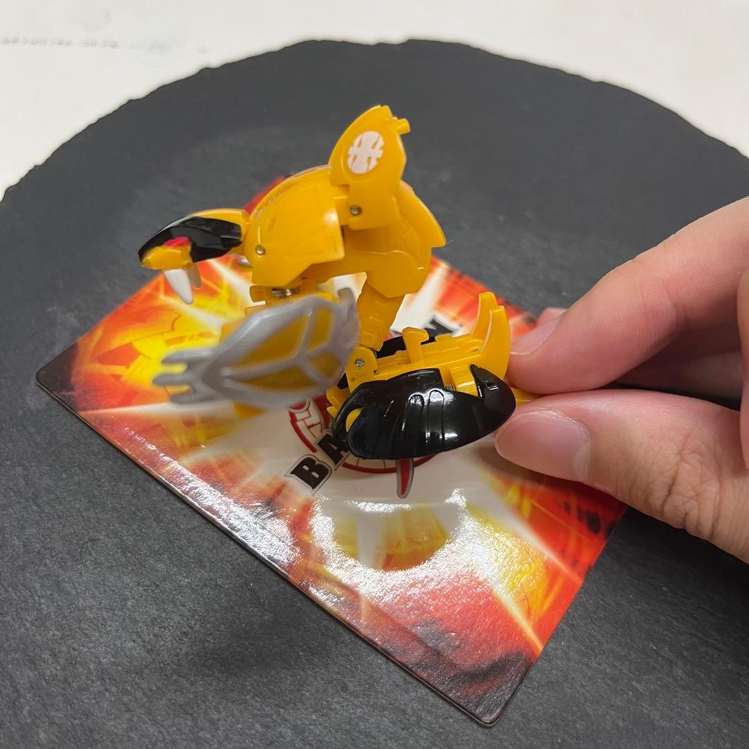 爆丸 爆テク グレンドラガオンGクリアメタルver 豹ジャガード 鯱