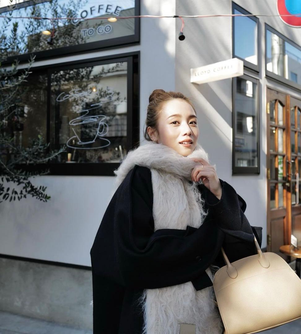 伊原葵ちゃん着用 THE TOE PIGALLE SHAGGY MUFFLER - メルカリ