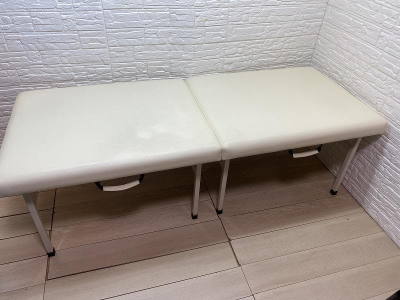 高田ベッド 折り畳み 治療用ベッド マッサージベッド 無孔 エステ たたみ ポータブルベッド 折りたたみベッド 日本製 メーカー3年保証 抗菌 防汚