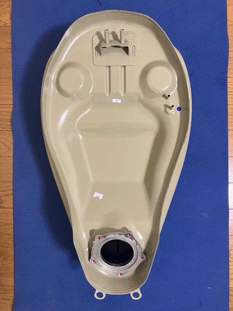 カワサキ エリミネーター400 純正タンク パールサンドカーキ - メルカリ