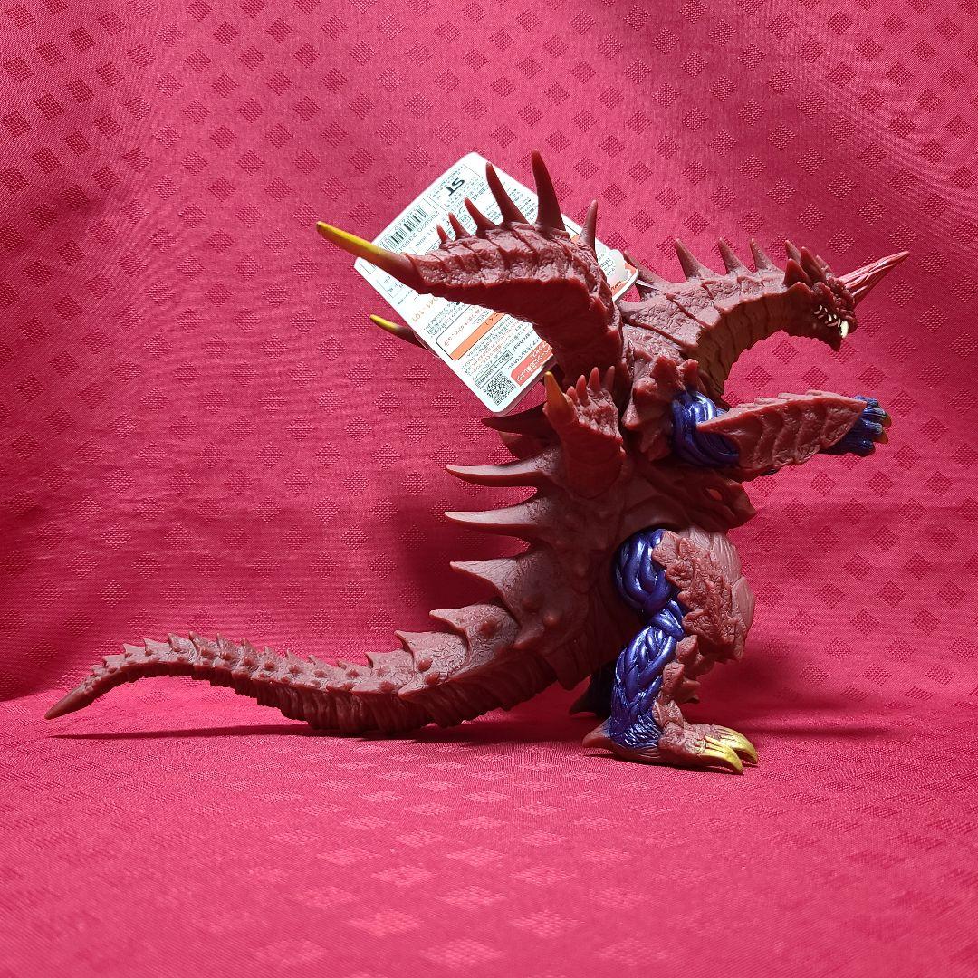 ジャンク】 バンダイ 大魔王獣 マガオロチ ウルトラ怪獣DX ソフビ タグ付き