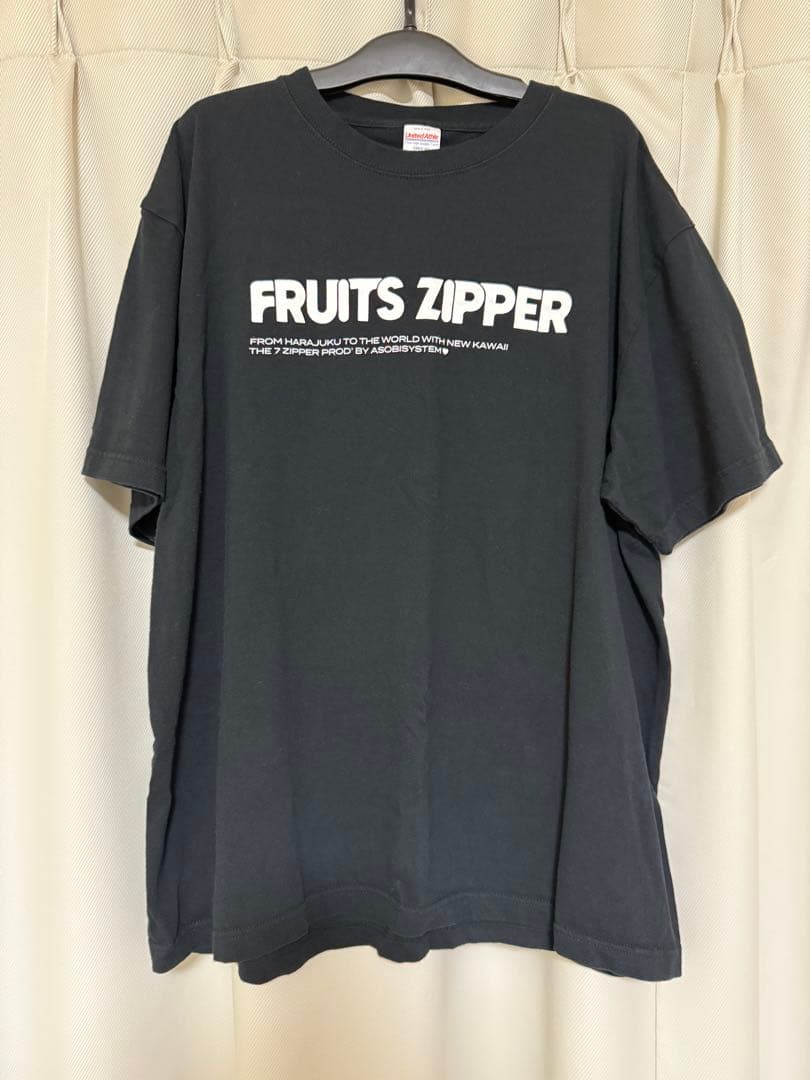 FC限定 復刻 FRUITS ZIPPER 定番Tシャツ ブラック - メルカリ