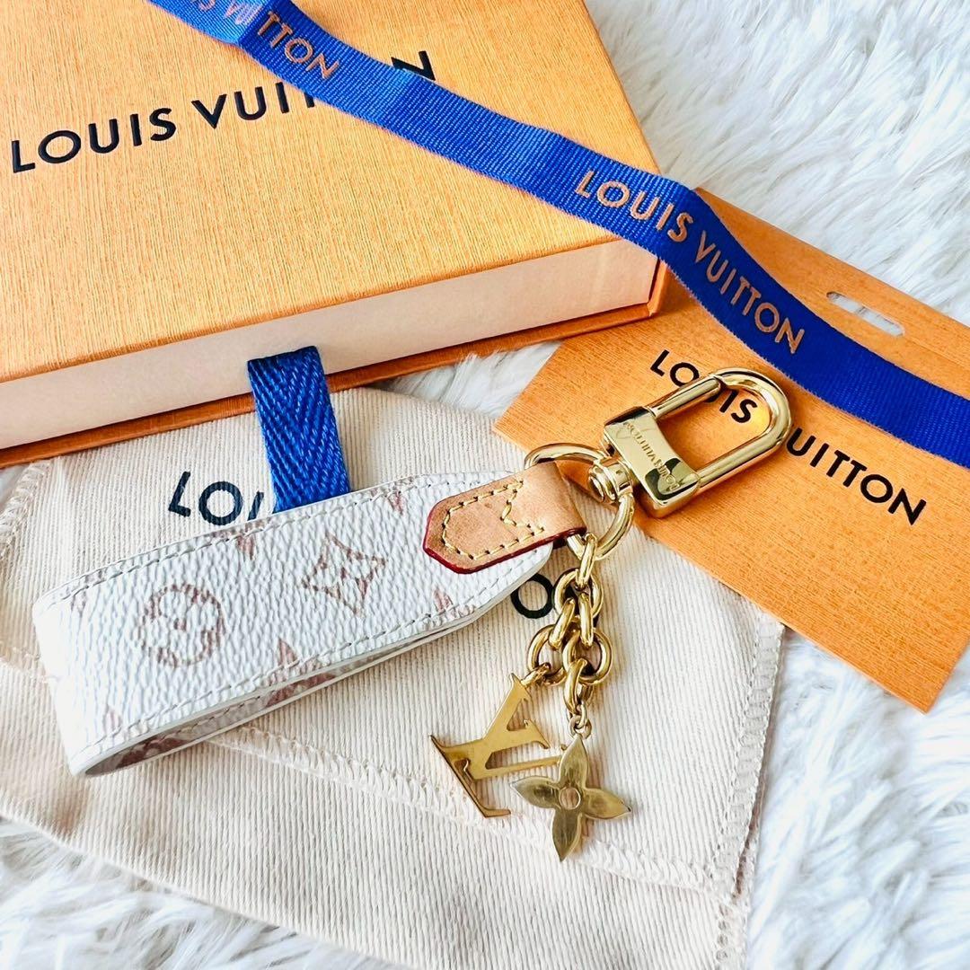 美品✨ルイヴィトン　キーホルダー　バッグチャーム　チェリシュド　モノグラム 楽天市場】【新品】ルイヴィトン LOUIS VUITTON キーホルダー・LV