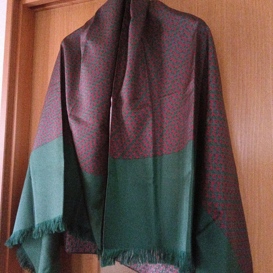 HERMES シルクスカーフ ストールフリンジ付き赤グリーン - 小物安く 買う