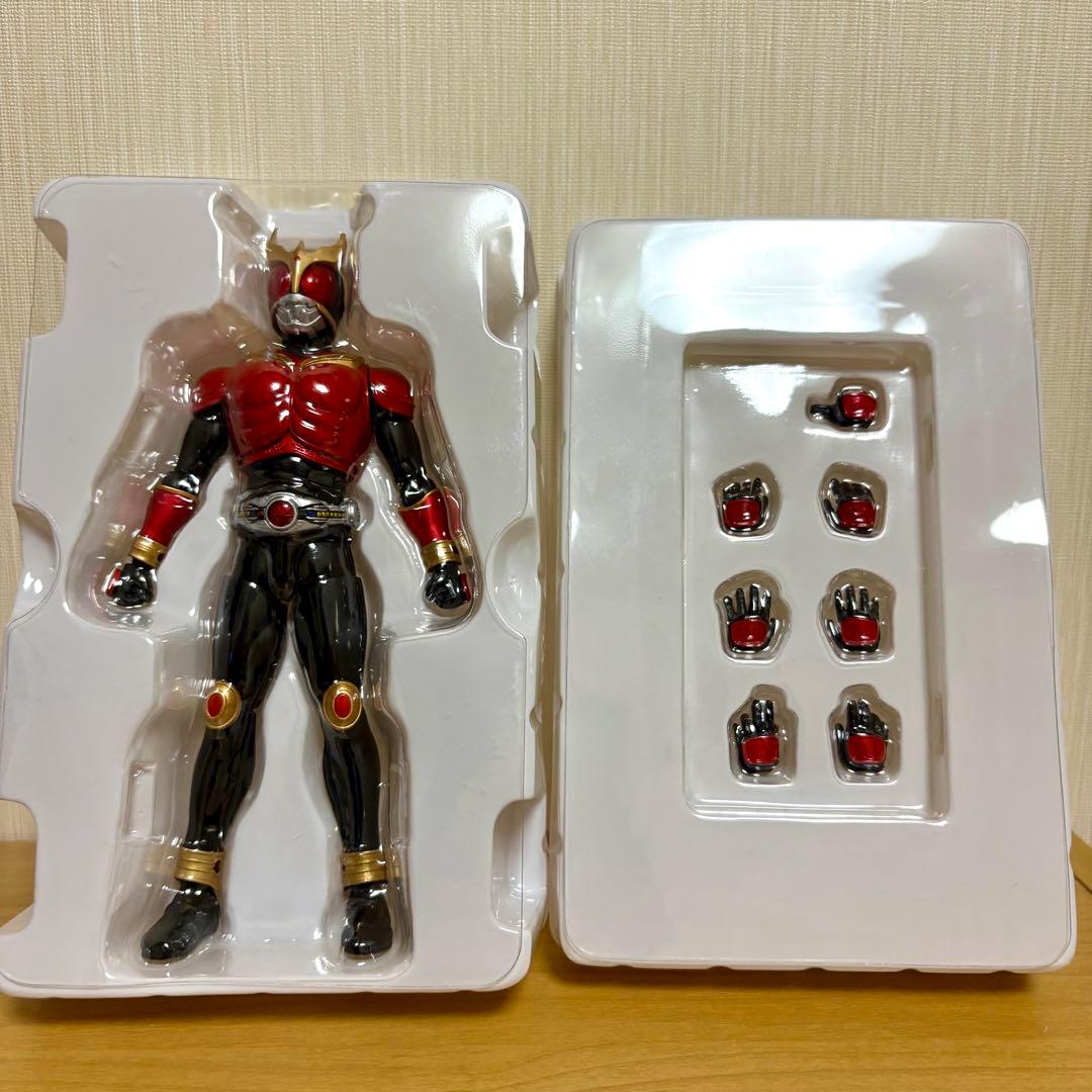 S.H.Figuarts(真骨彫製法)『仮面ライダークウガ マイティフォーム』