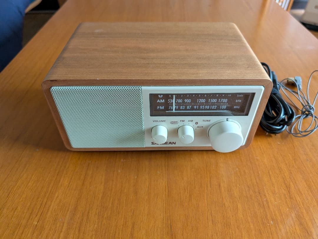SANGEAN WR-11 AM/FMラジオ Amazon.com: Sangean WR-11 Wood Cabinet AM/FM Table Top Analog