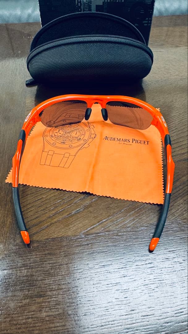 オーデマピゲ AP オークリー 非売品 ハーフジャケット2.0 オーデマ