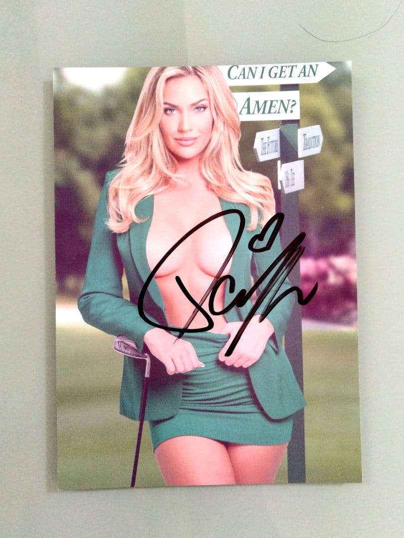 ペイジ・シュピラナック直筆サイン入り2Lサイズ写真… - メルカリ