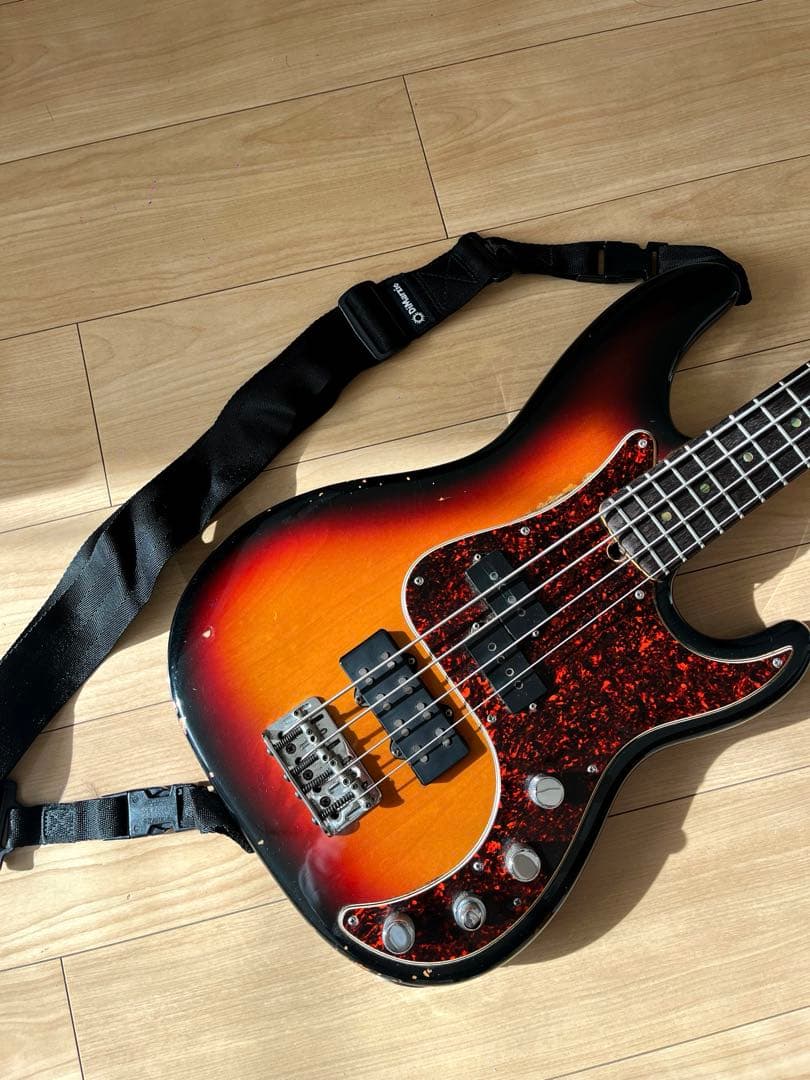 Fender アメデラ プレベ 日向秀和本人使用 (ZAZENBOYZS期) - メルカリ
