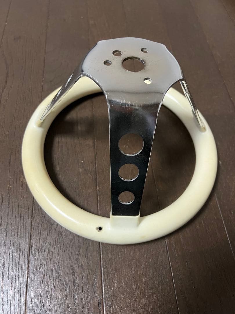 当時物ムーンアイズ グラントステアリング ホワイト ジャンク 250mm