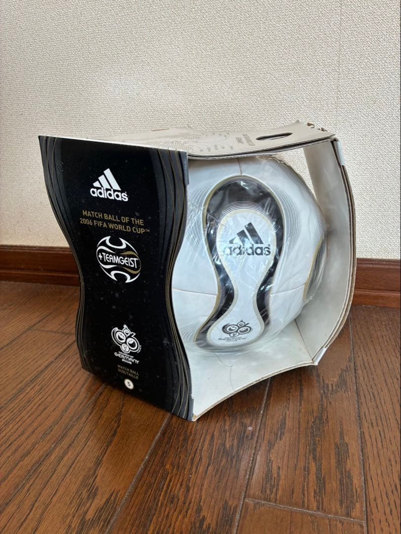 adidas チームガイスト 2006年FIFAワールドカップ公式試合球 2006 W杯
