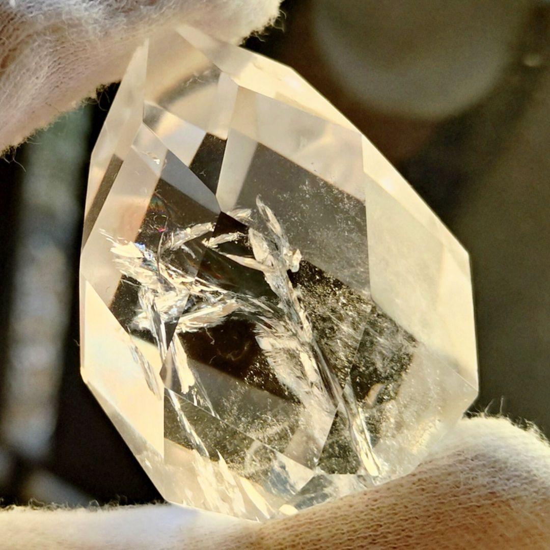 ★レムリアンシード ティアドロップ型 置物 84.5g②(SA+)