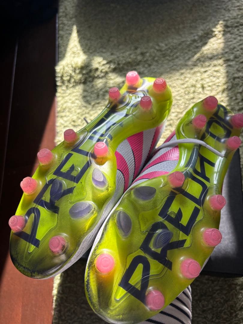 adidasスパイク　プレデターELITE 土用/人工芝用 27.0cm