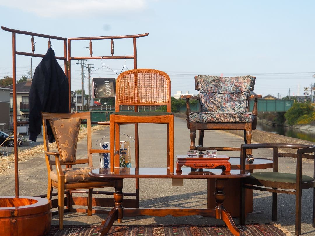 “karimoku”オールドカリモクラタンチェア