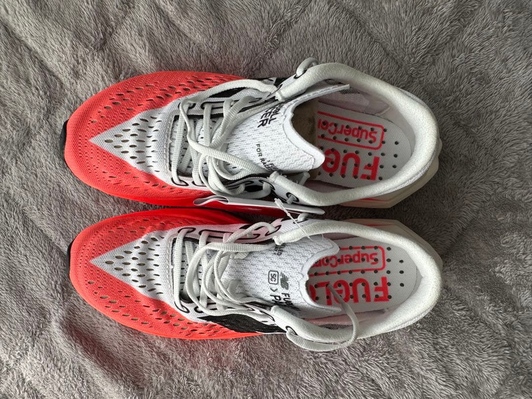 【新品】NewBalance 24.5cm FuelCell SuperComp