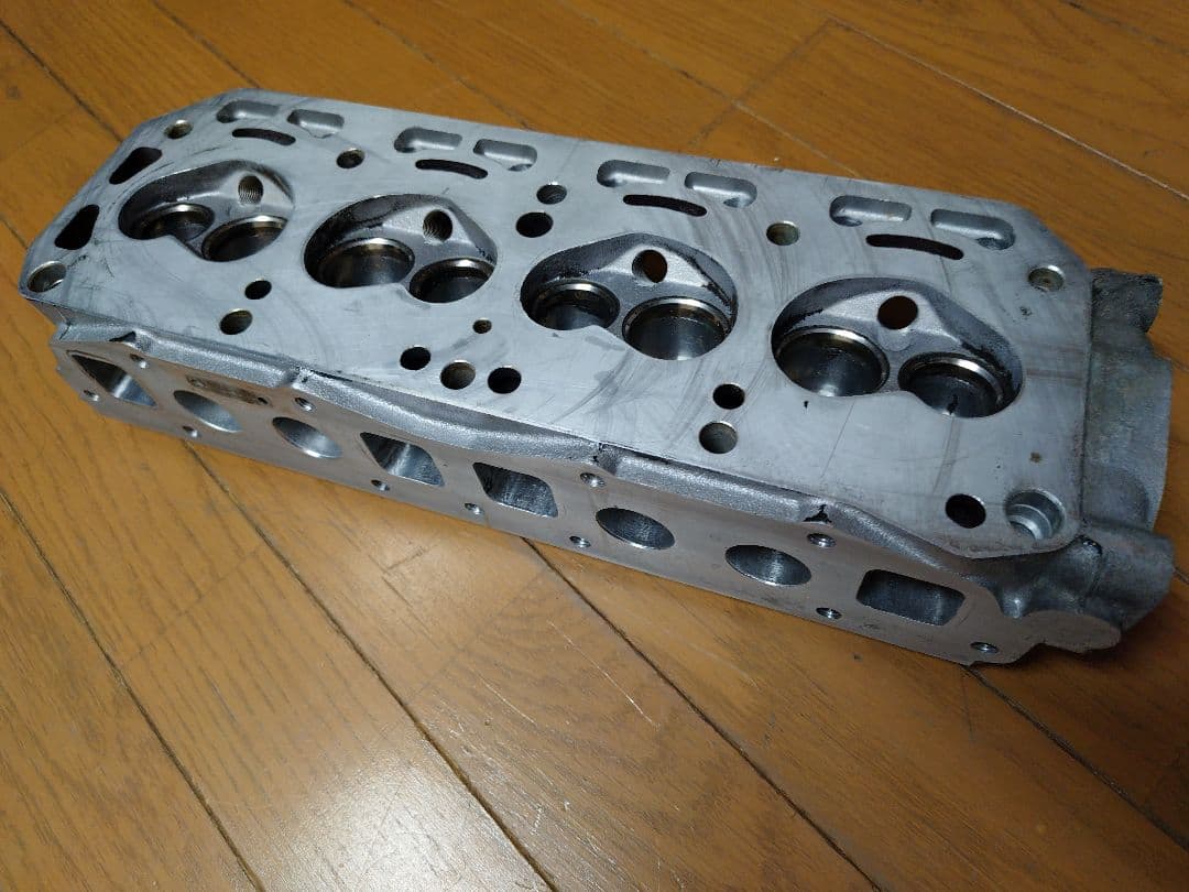 サニートラック　A12型エンジン　ヘッドブロック サニートラック A12型エンジン ヘッドブロック - メルカリ