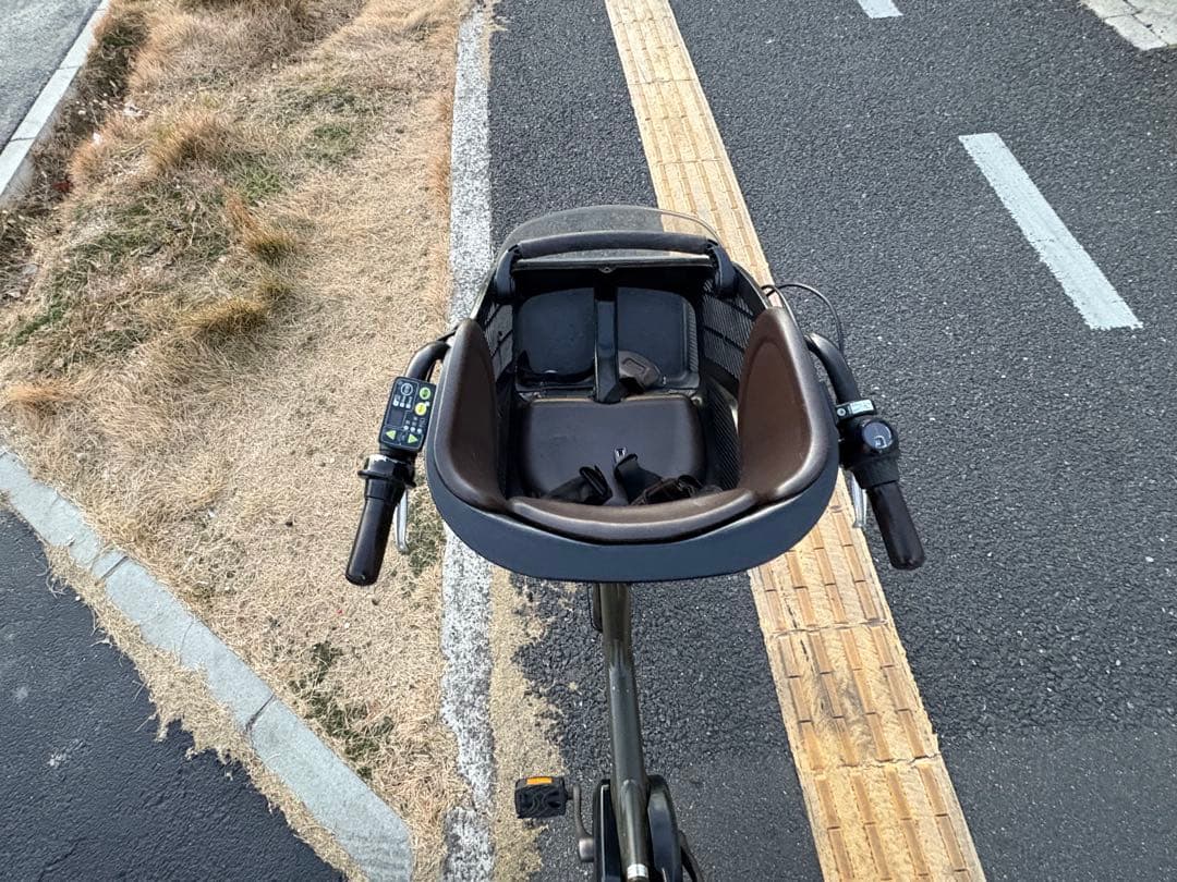 中古20㌅YAMAHA電動アシスト自転車　8.7Ah 大阪