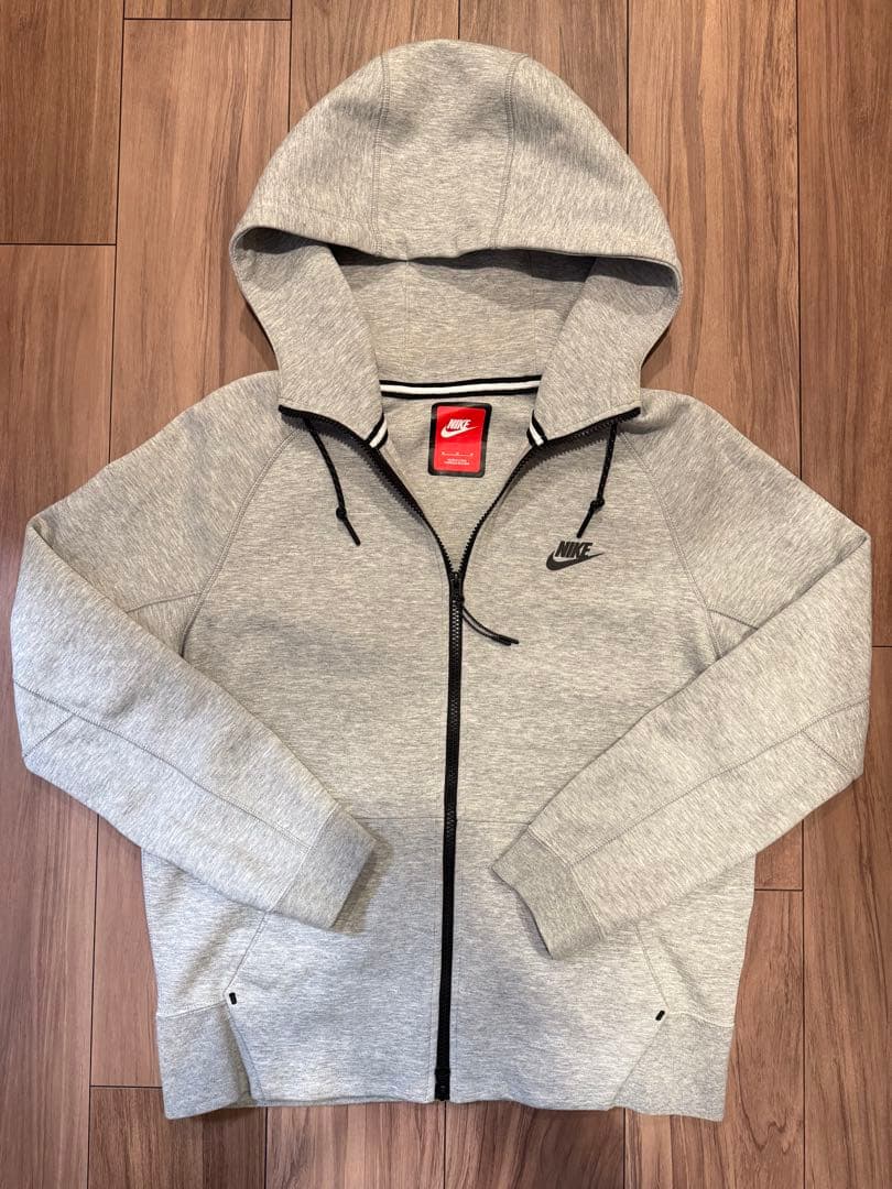 NIKE テックフリース パーカー M - メルカリ