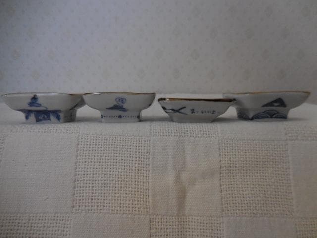 希少完売品☆未使用美品☆稲葉カヨ 豆皿　小皿 福々絵付 ネコ 鶴 辰 ４ケセット