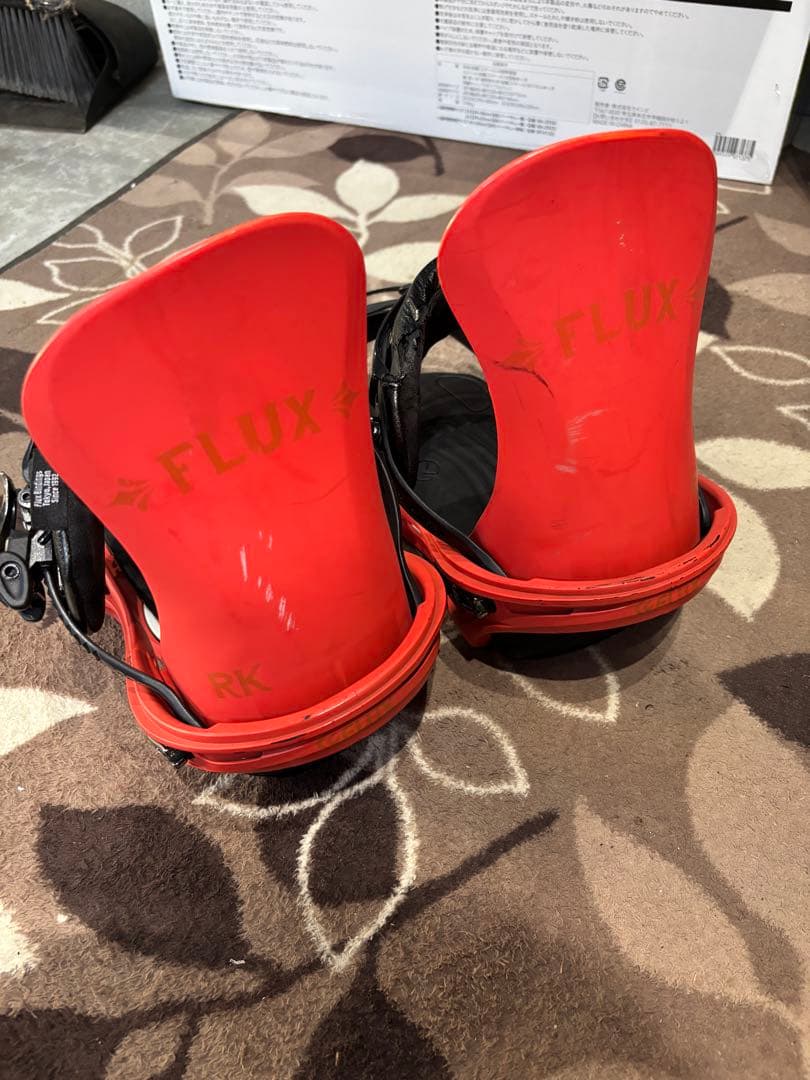 FLUX RK M/Lスノボビンディング オレンジ グラトリ