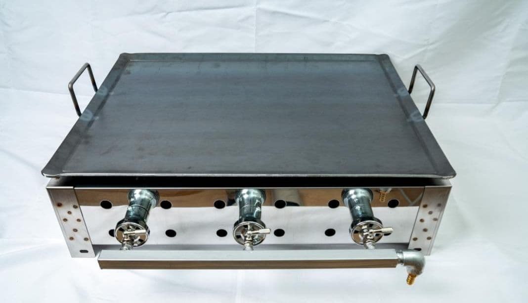 キャンセル品のため 大幅値引き 持ち手付 ６ミリ鉄板 プロパンガス グリラー 楽天市場】鉄板焼き グリラー750（火床+6mm鉄板）3方囲 LPガス