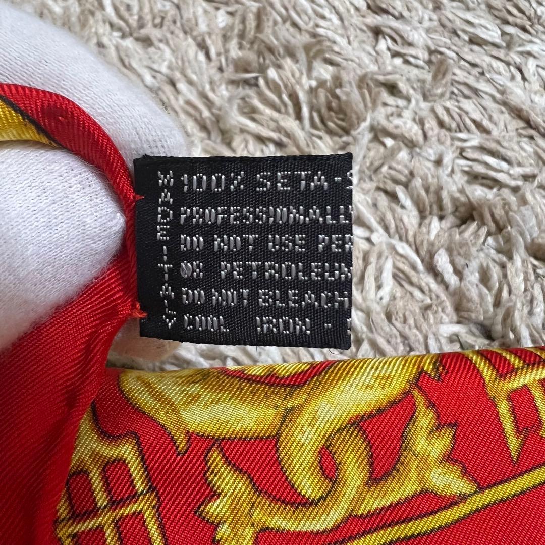 極美品✨️】ATELIER VARSACE 赤 金 スカーフ シルク 豪華 大判 - メルカリ