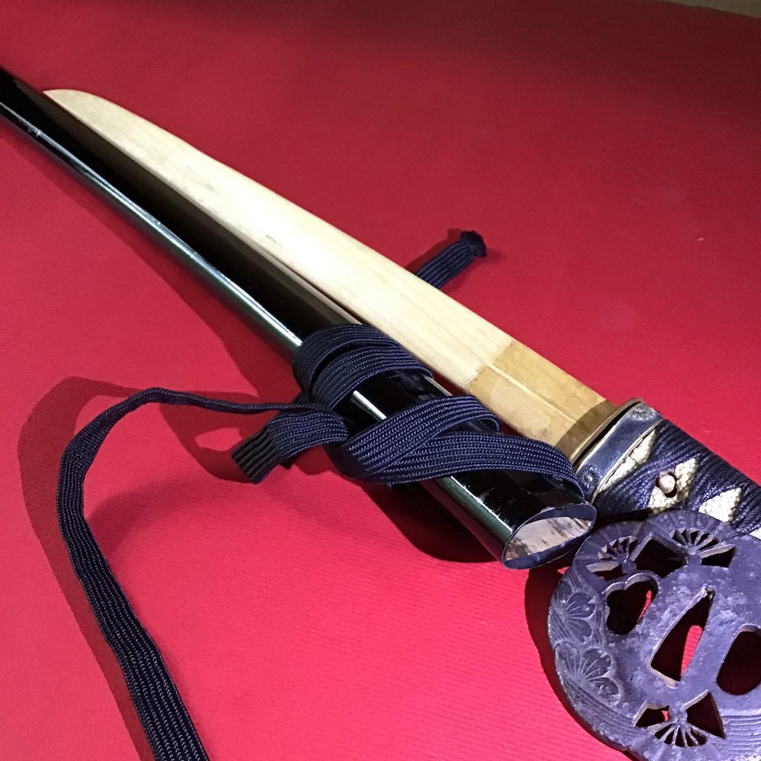 脇差拵 菊花図柄縁頭 鍔桜扇透 繋ぎは木製 書1