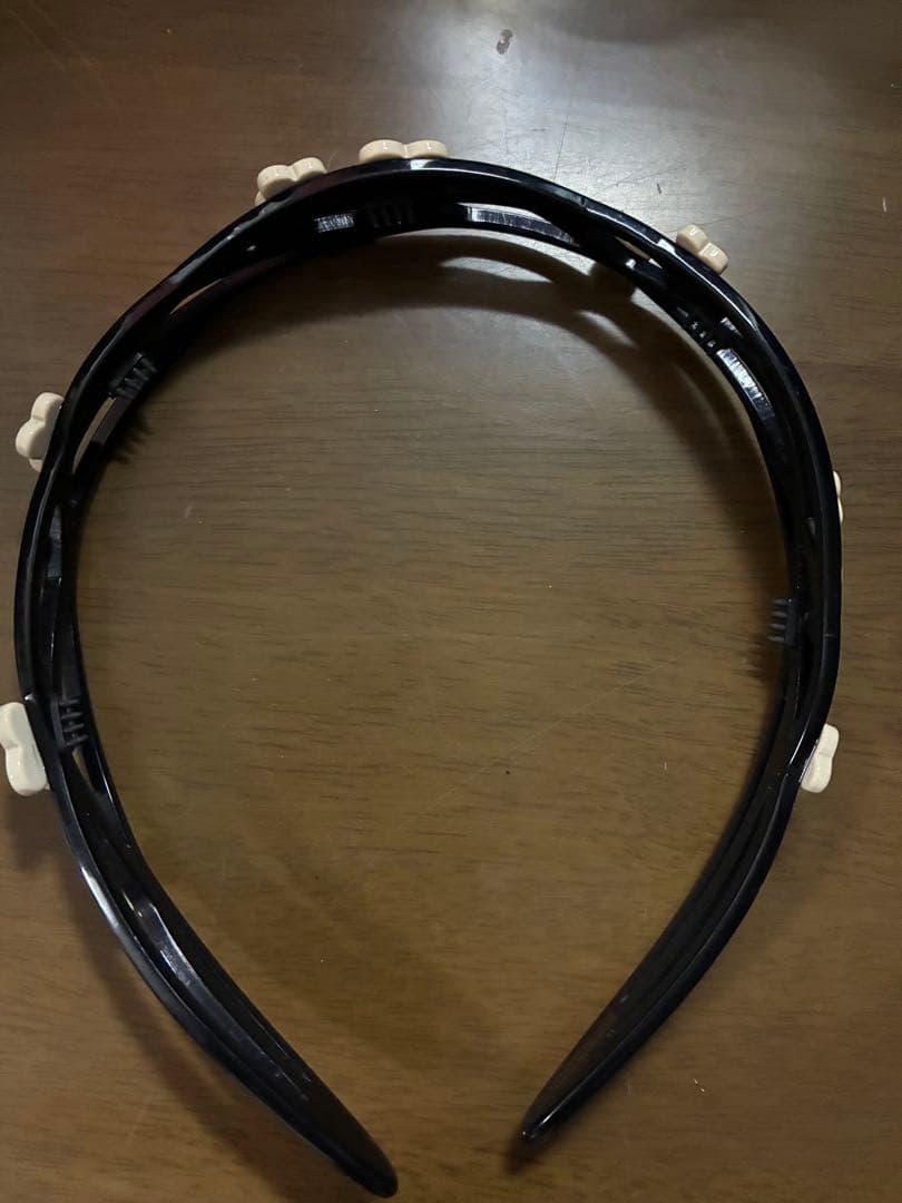 アレクサンドルドゥパリ　モノトーンフラワーモチーフ カチューシャ　新品 カチューシャ｜ALEXANDRE DE PARIS（アレクサンドル ドゥ パリ）
