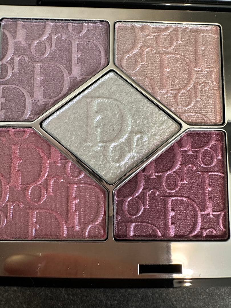 ほぼ未使用 Dior アイシャドウ 限定 865 ピンクロリポップ - メルカリ