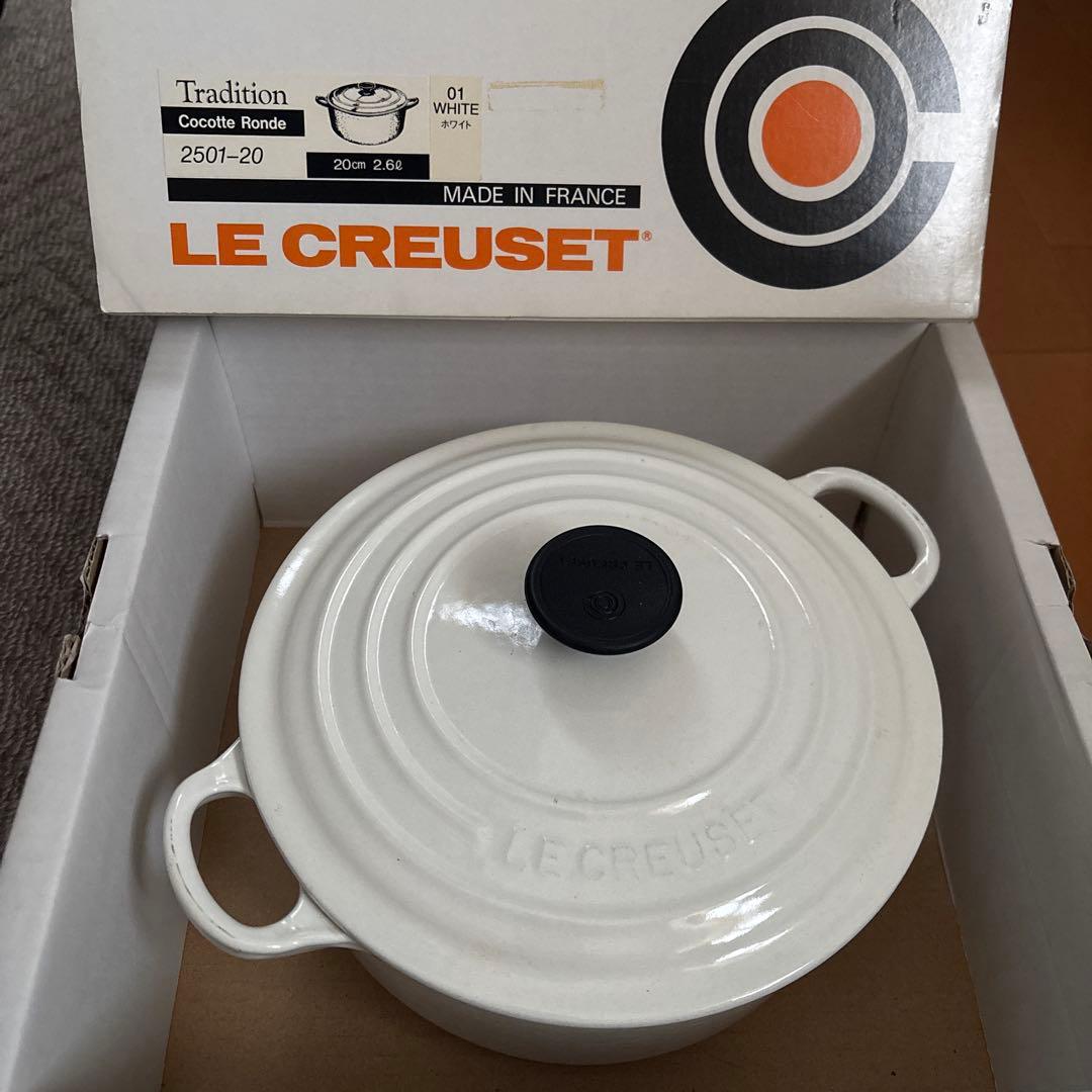 LE CREUSET Cocotte Ronde 20cm ホワイト Amazon.com: Le Creuset Stoneware Mini Round Cocotte, 8oz., White