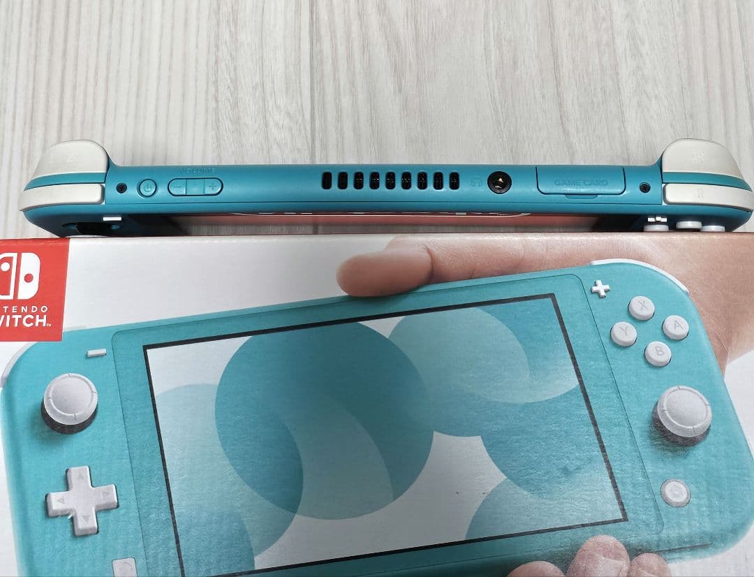 Nintendo Switch Lite ターコイズ 美品 - メルカリ