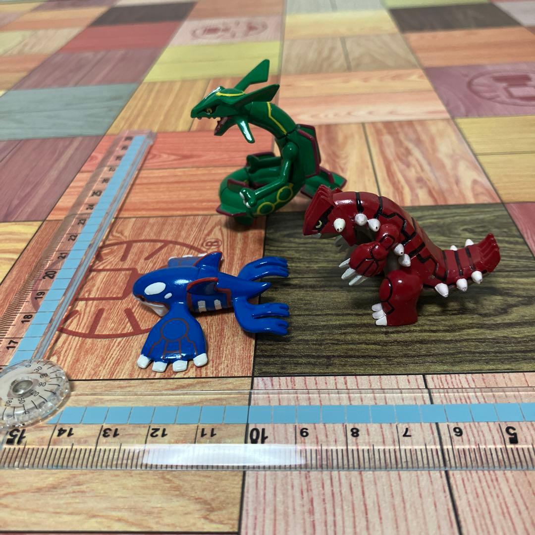 ポケモン モンコレ レックウザ グラードン カイオーガ ミニフィギュア3